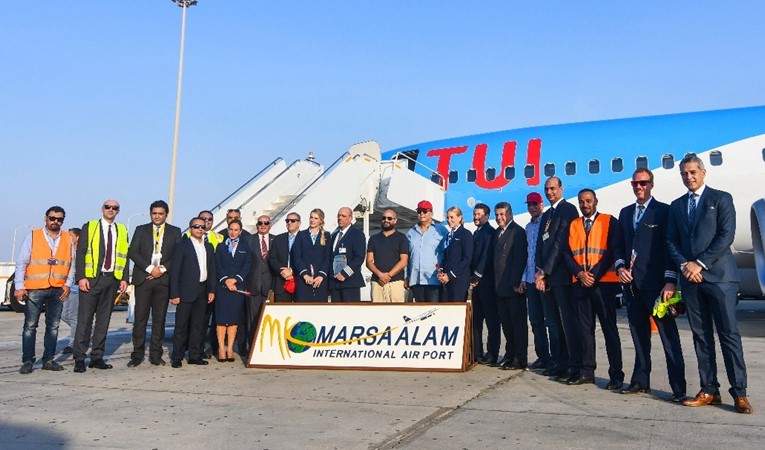 مطار مرسى علم الدولي يستقبل الرحلة 100،000 Photo